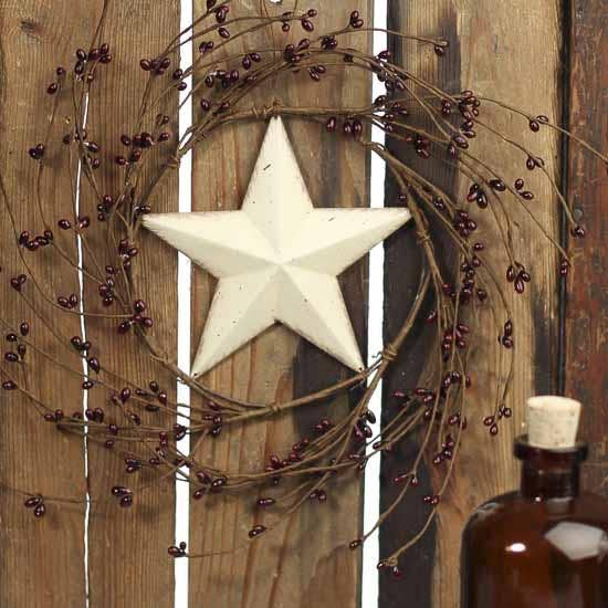 Pip Berry Barn Star Wreath - Select Color: Burgundy/Cream